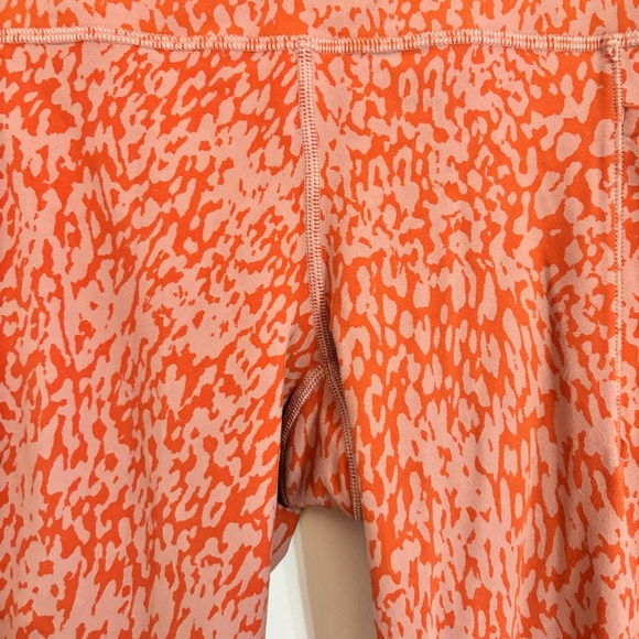 Athleta Salutation Stash Pocket II Printed 7/8 Tight Pink Orange Leggings Sz S - Picture 5 of 13